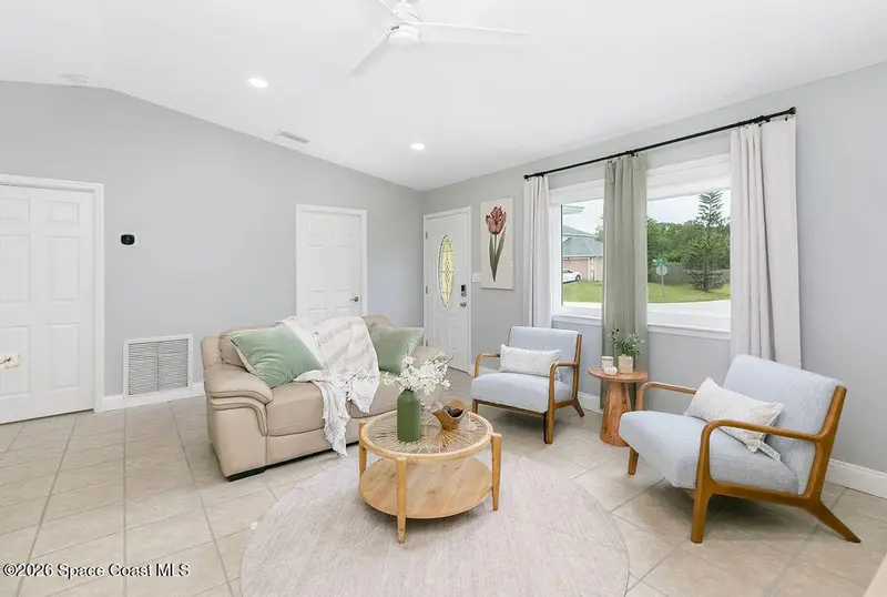 1099 Albion Street Nw, Palm Bay, Fl 32907, FL