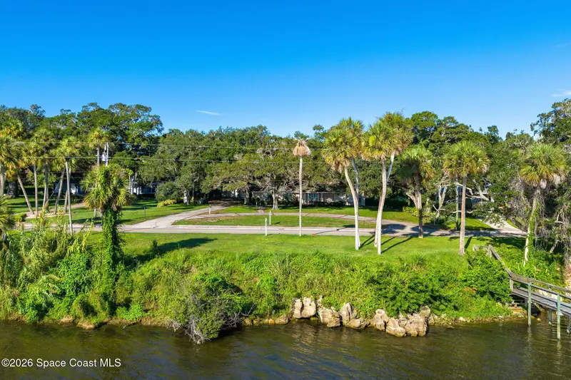 925 N Indian River Drive, Cocoa, Fl 32922, FL