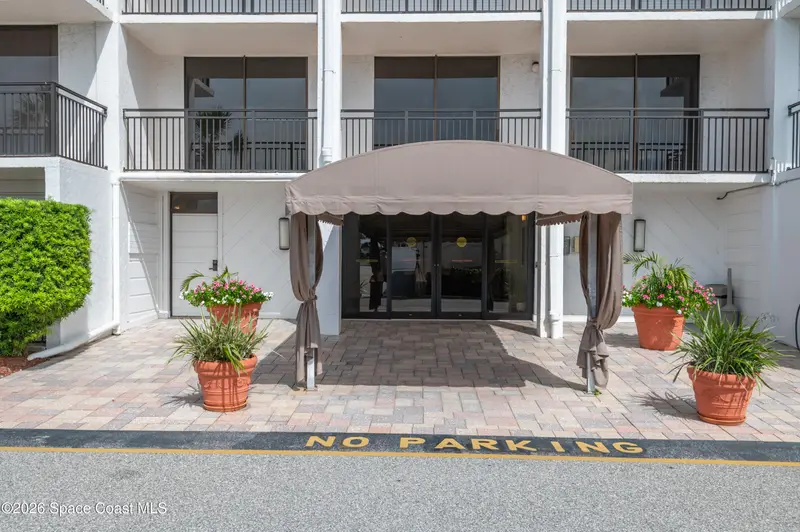 2100 N Atlantic Avenue 406, Cocoa Beach, Fl 32931, FL