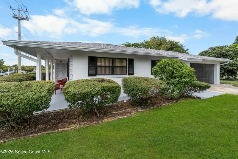 1481 Derbyshire Road, Daytona Beach, Fl 32117, FL