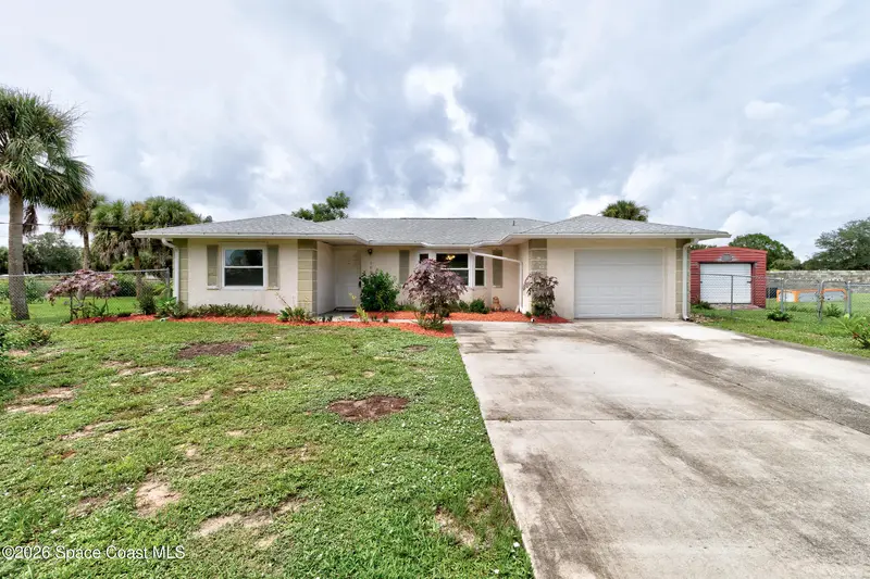 9884 Pine Street, Micco, Fl 32976, FL