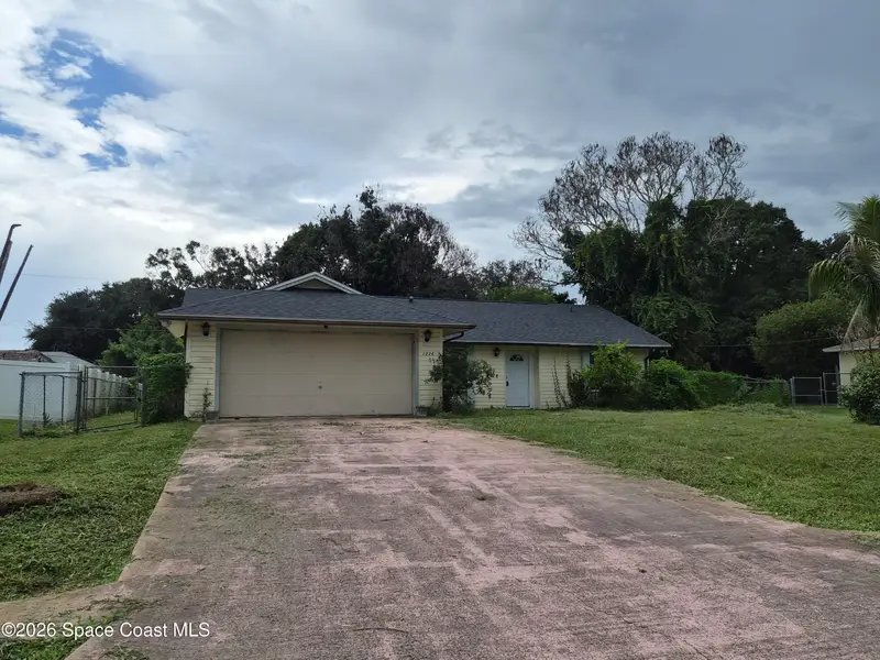 1226 Hedgecoth Street Nw, FL