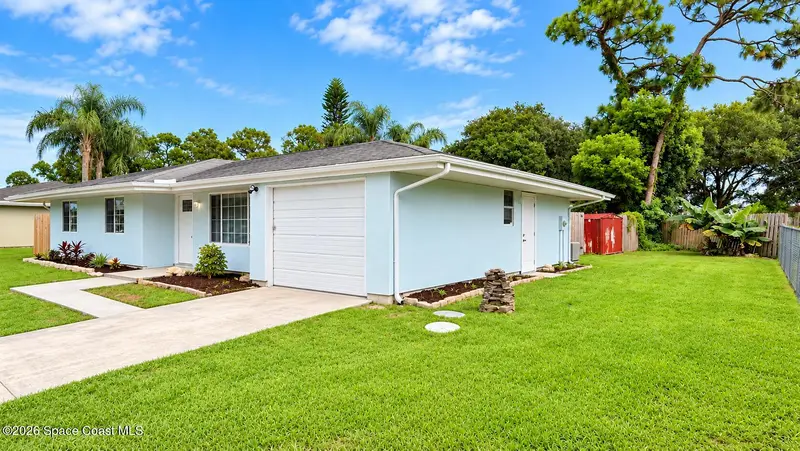 907 Gatewood Court Ne, Palm Bay, Fl 32905, FL