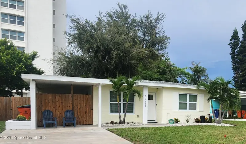 6731 Hibiscus Avenue S, St. Petersburg, Fl 33705, FL