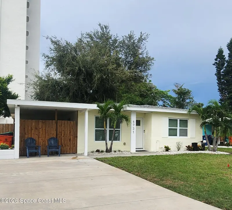 6731 Hibiscus Avenue S, St. Petersburg, Fl 33705, FL
