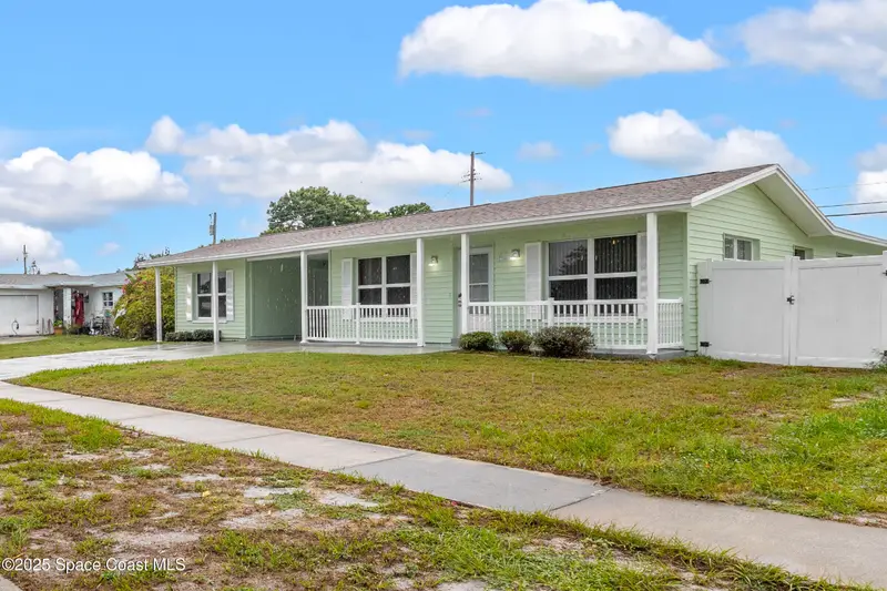 2356 Lakeview Drive, Melbourne, Fl 32935, FL