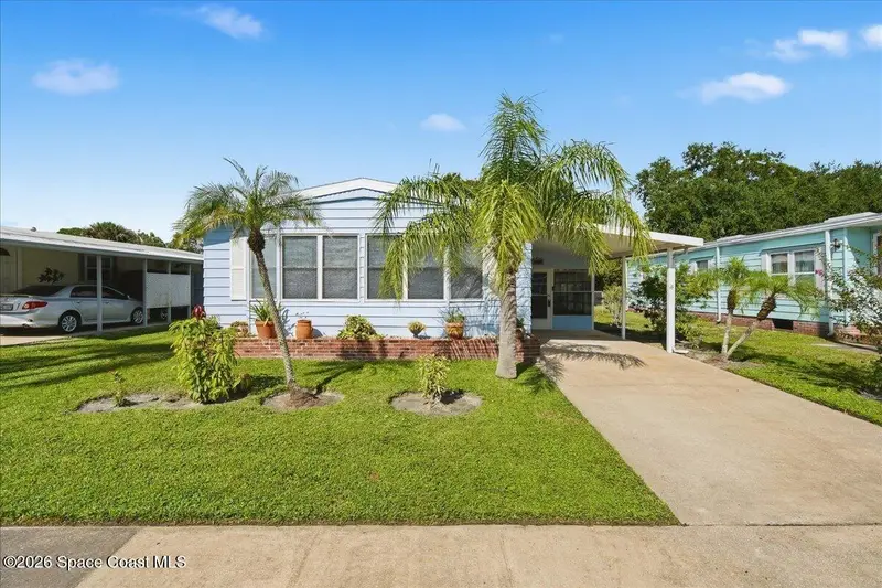1884 Mango Street Ne, Palm Bay, Fl 32905, FL