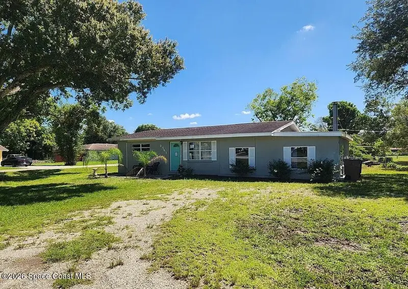 2741 Lakeview Drive, Fort Myers, Fl 33905, FL