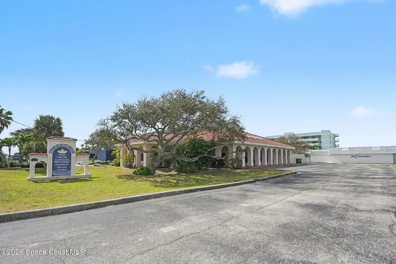 1727 N Atlantic Avenue, FL