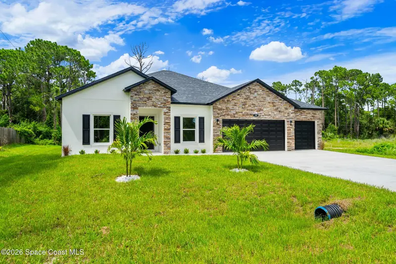 1024 Tevis Street Se, FL