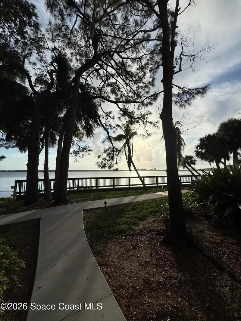 225 S Tropical Trail 617, Merritt Island, Fl 32952, FL