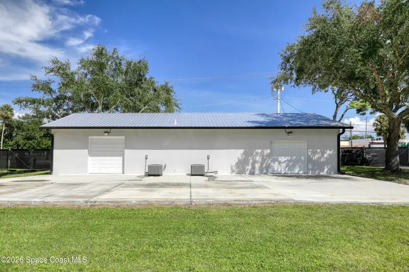 1228 S Hopkins Avenue, FL