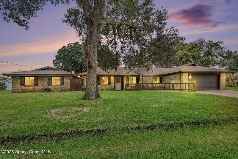 806 Hawser Street Ne, Palm Bay, Fl 32907, FL