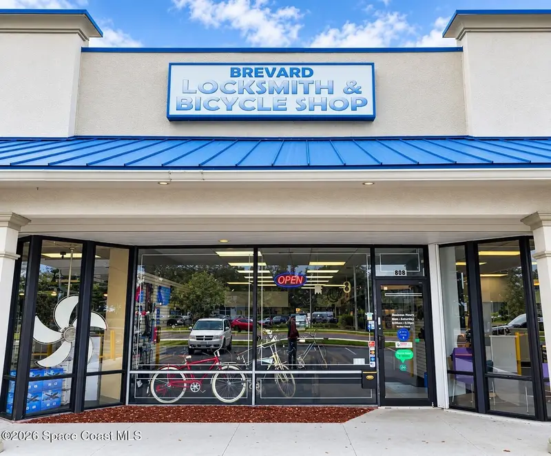 808 W New Haven Avenue, FL