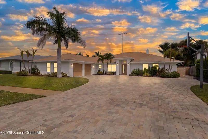 1031 E River Oaks Drive, Indialantic, Fl 32903, FL