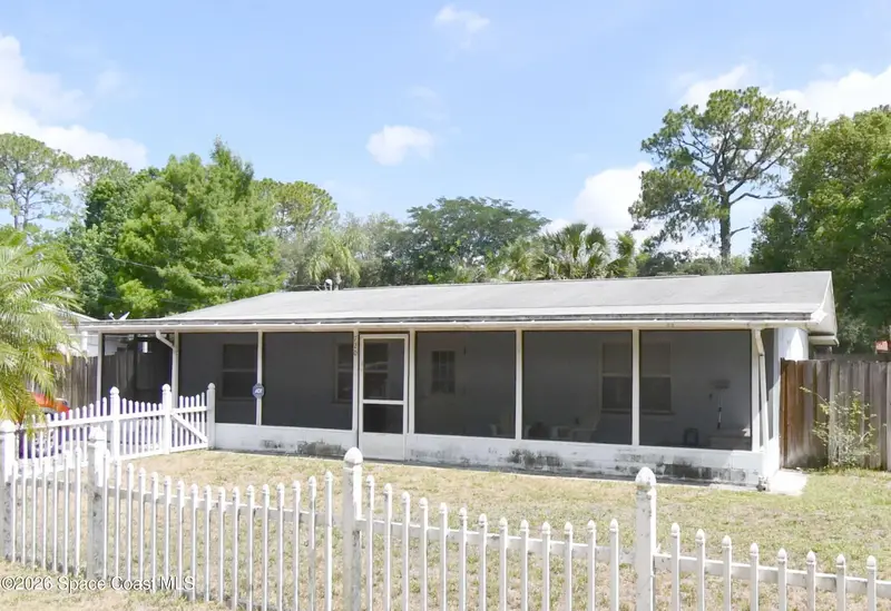 720 Meadow Street, Sanford, Fl 32773, FL