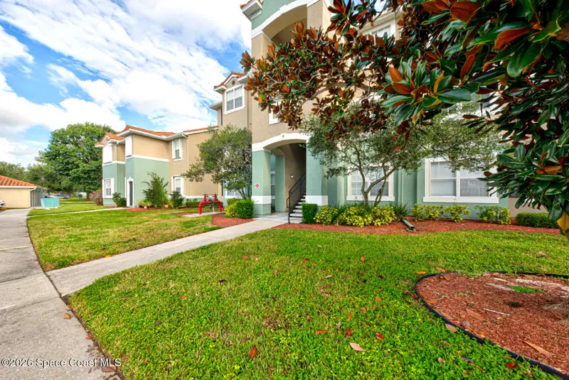 5663 Star Rush Drive 202, Melbourne, Fl 32940, FL