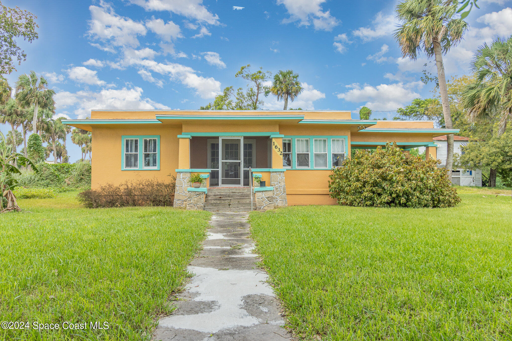 1632 Water Drive Ne, Palm Bay, Fl 32905, FL