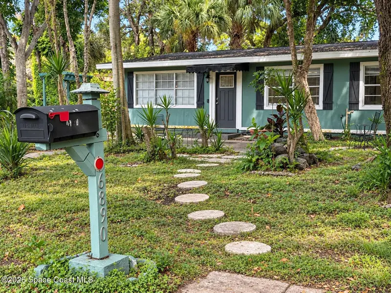 6890 Ward Parkway, FL
