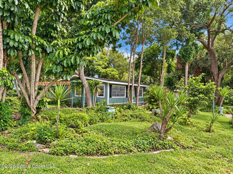 6890 Ward Parkway, Melbourne Village, Fl 32904, FL