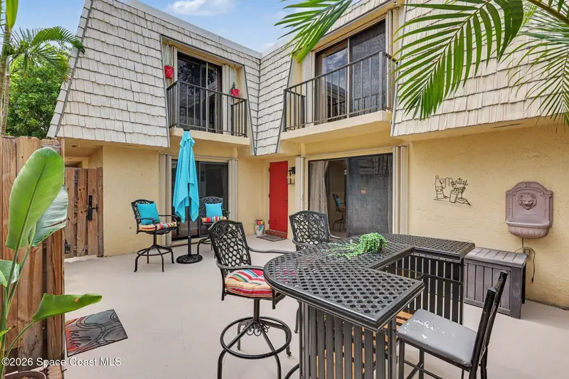1170 6th Avenue 10b, Vero Beach, Fl 32960, FL