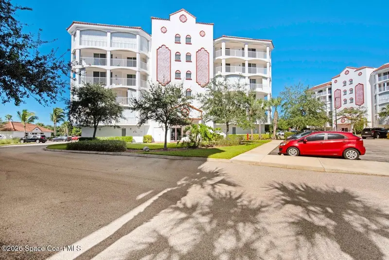 820 Del Rio Way 202, Merritt Island, Fl 32953, FL