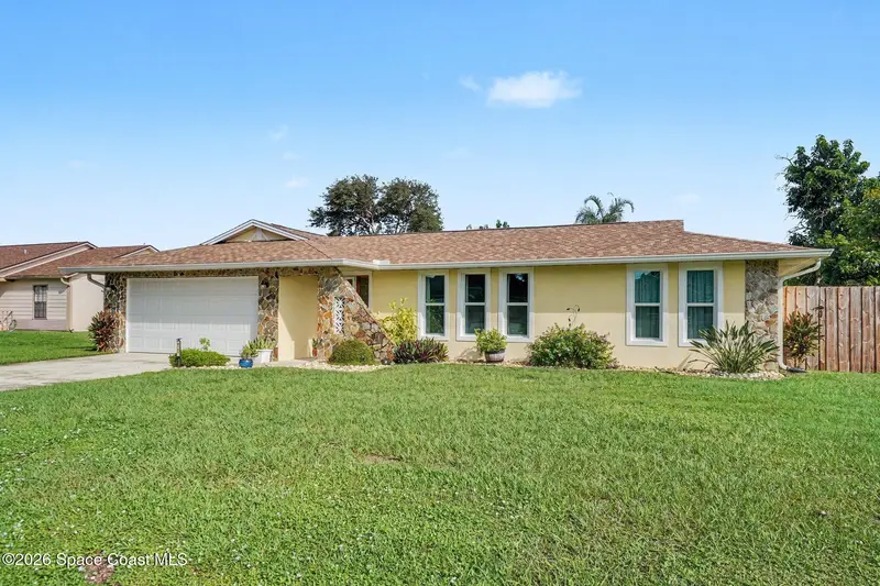2137 Greyfield Street Ne, Palm Bay, Fl 32907, FL