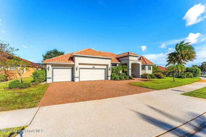 3250 Thurloe Drive, FL