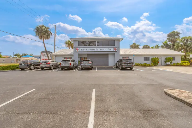 125 W New Haven Avenue, FL