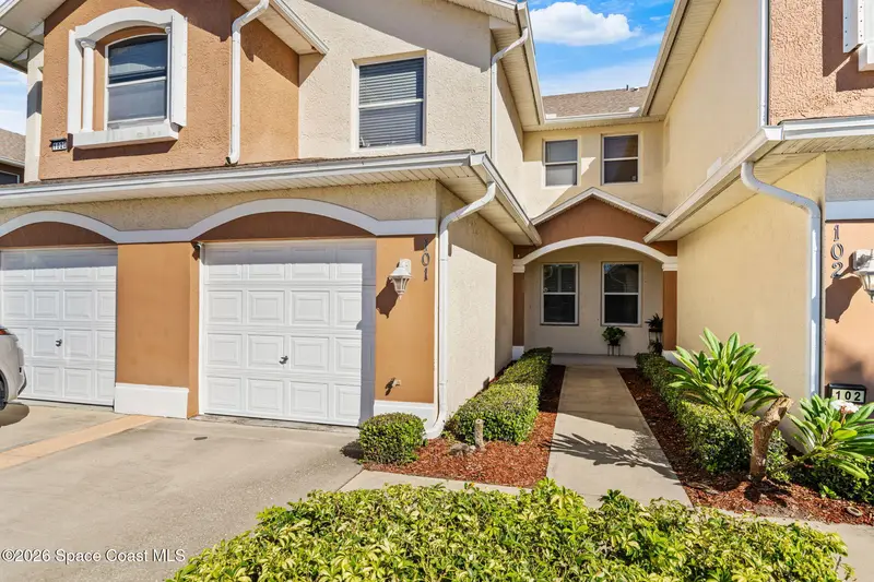 1020 Venetian Drive 101, FL