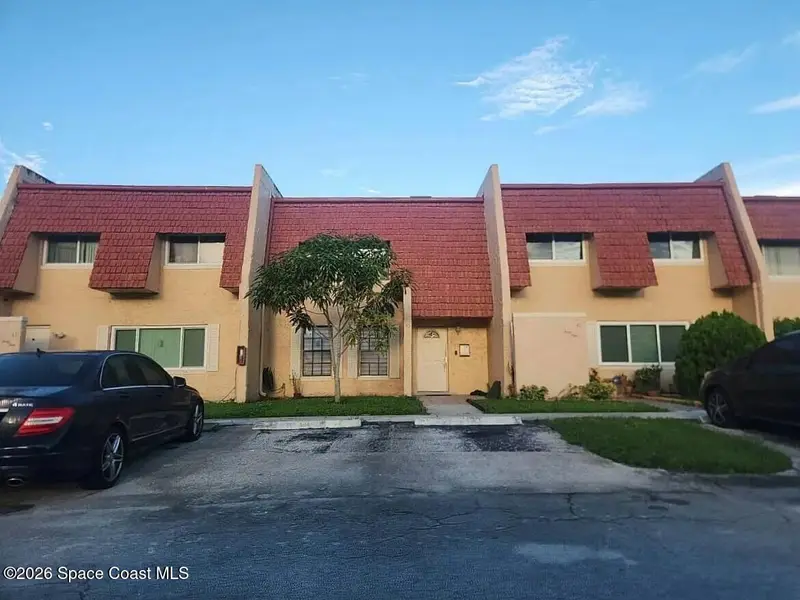 43 Spinning Wheel Lane, FL