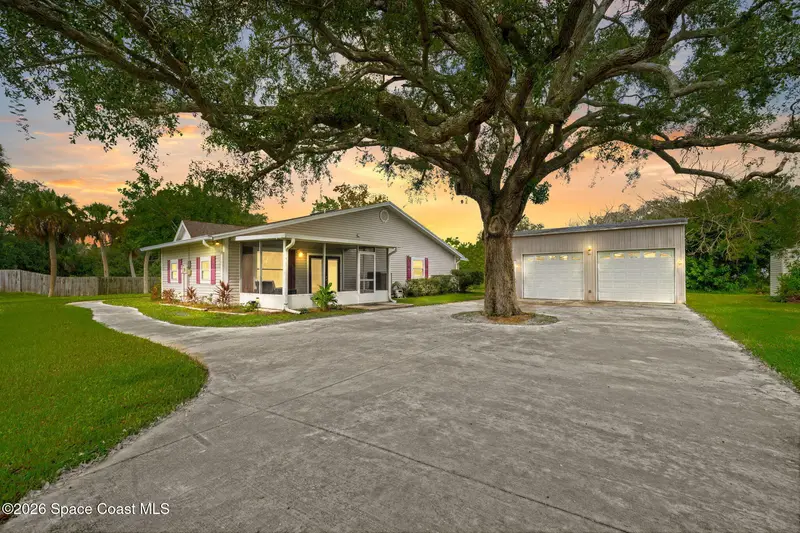 4575 Annette Court, FL