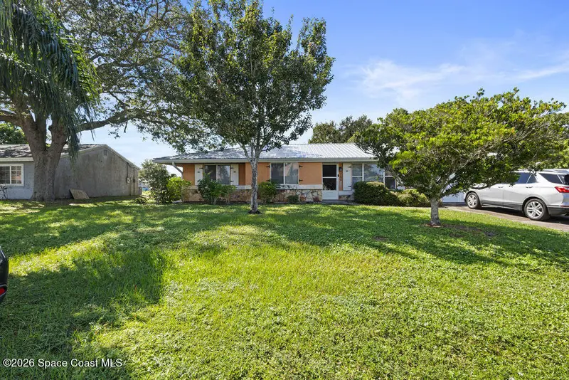 750 Becker Avenue Ne, FL