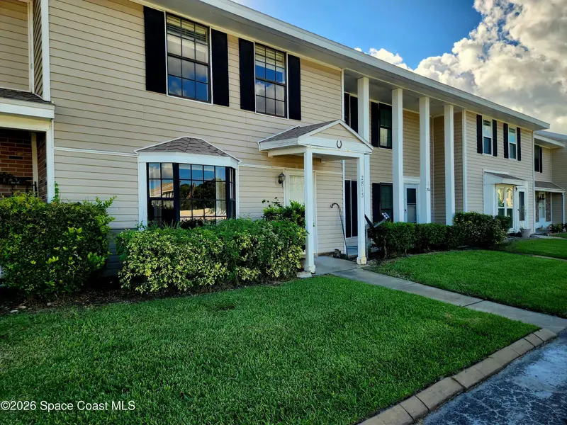 2813 Manor Drive Ne, FL