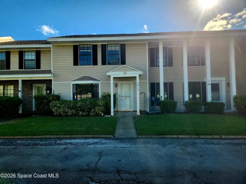 2813 Manor Drive Ne, FL