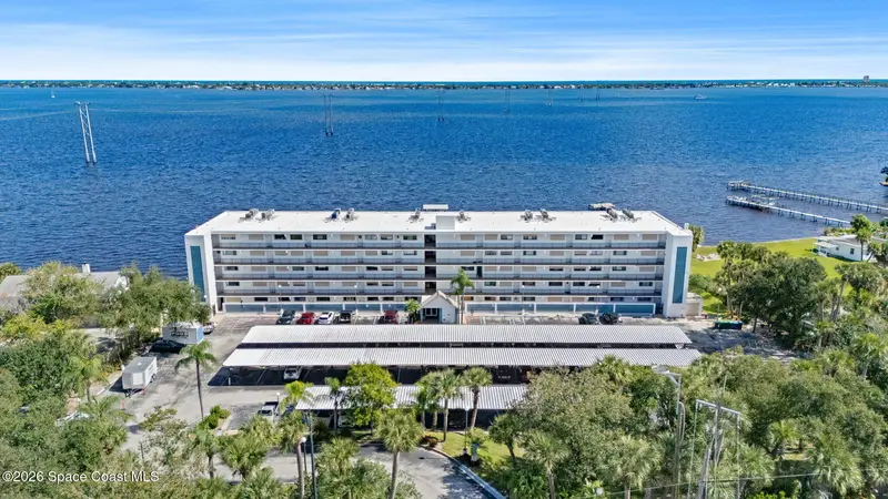 3901 Dixie Highway Ne 102, FL