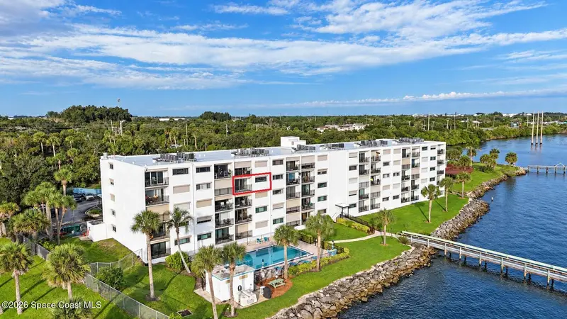 3901 Dixie Highway Ne 408, FL