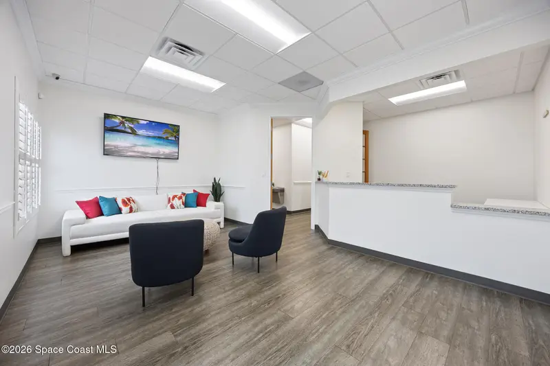 3155 Suntree Boulevard 101, FL