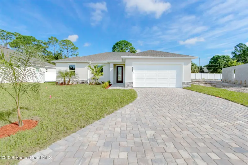 751 S Fischer Circle, FL