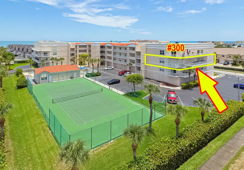 105 Pulsipher Avenue Unit 300, FL