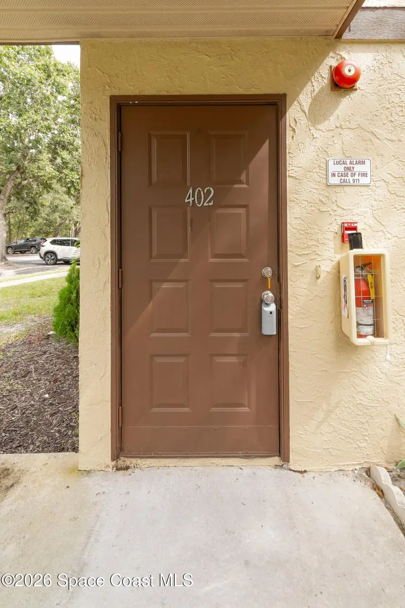 7821 Maplewood Drive 402, FL