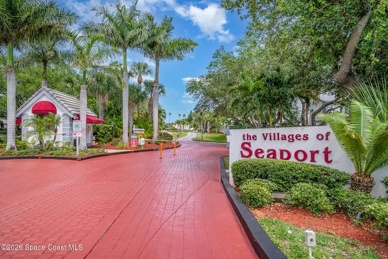 346 Beach Park Lane V136, FL