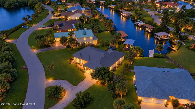 380 Lakeview Drive, FL