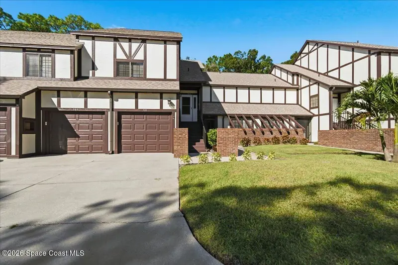 783 Greenwood Manor Circle 14c, FL
