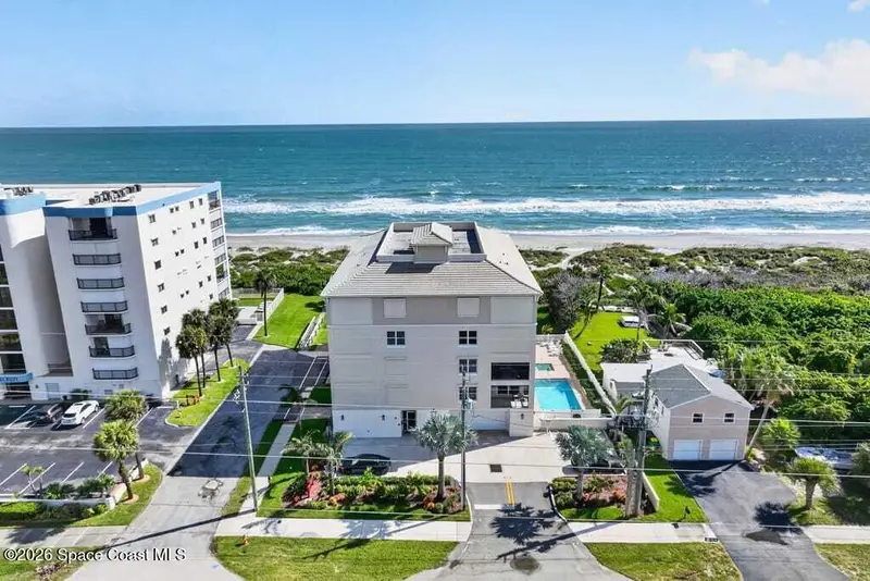 1915 S Atlantic Avenue 202, FL