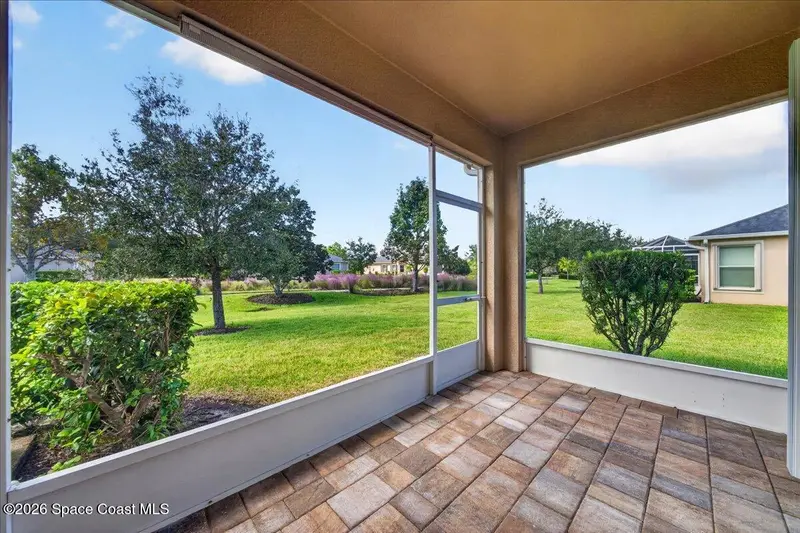 7242 Halleck Street, FL
