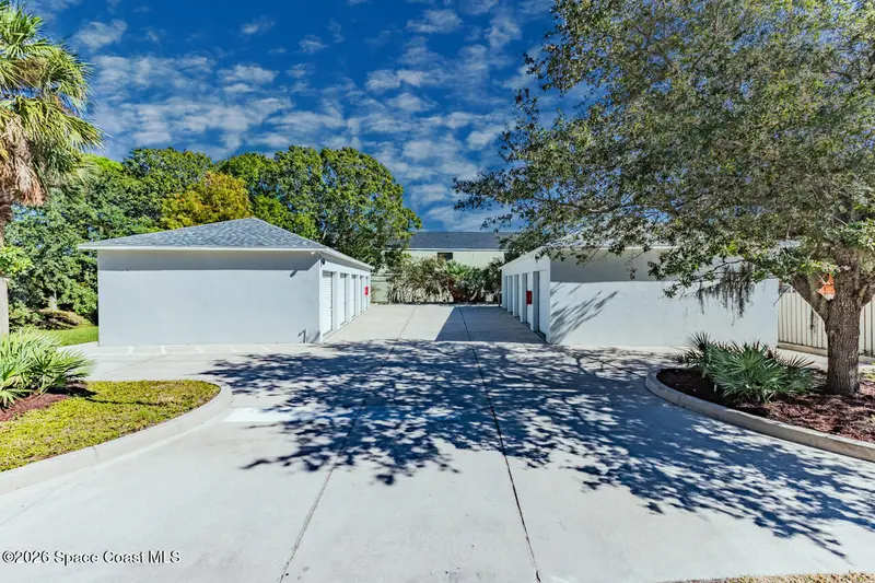 2230 Mimosa Drive B, FL
