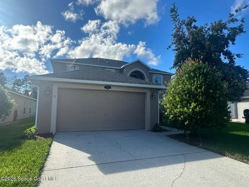 2245 Ne Spring Creek Circle Ne, FL