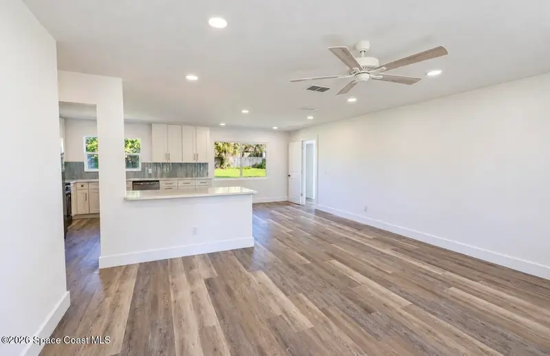 1149 Newbern Street Ne, FL