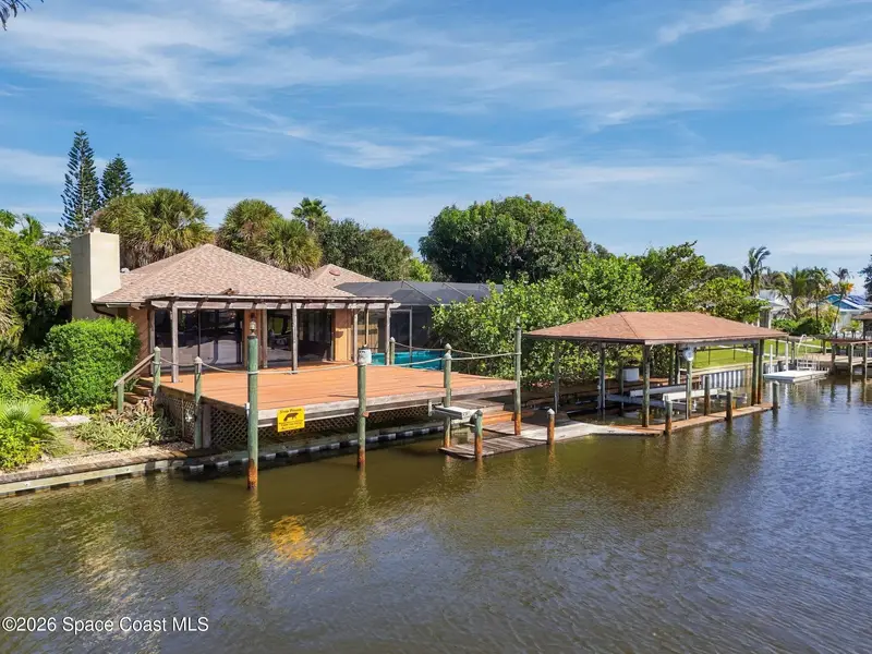 425 Arrowhead Lane, FL